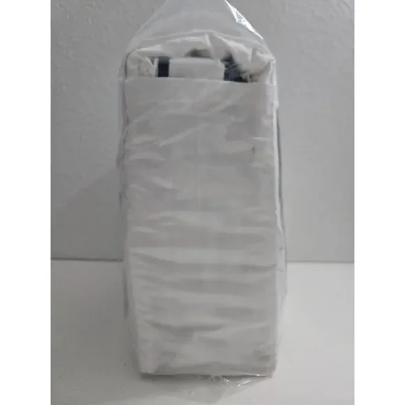 Lauren Ralph Lauren Spencer 300 Thread Count Sateen Border 4 Pc. Sheet Set, King - Picture 3 of 5